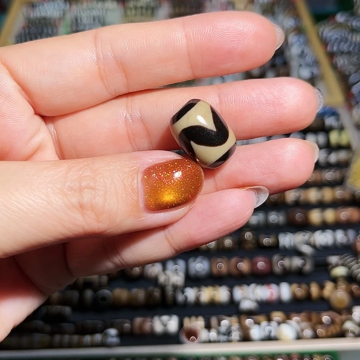 小****玛瑙/玉髓未镶嵌手链