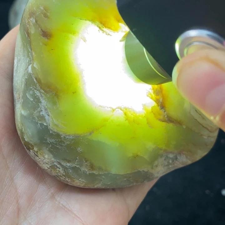 未镶嵌和田玉（糖玉）挂件