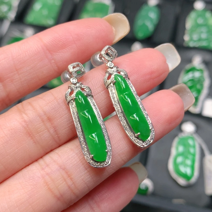 【闪购商品】18K金镶嵌翡翠耳饰福豆
