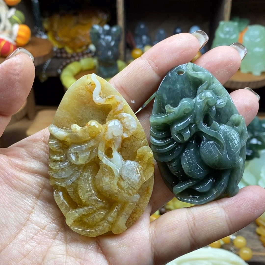 蛇纹石玉未镶嵌吊坠(赠链)