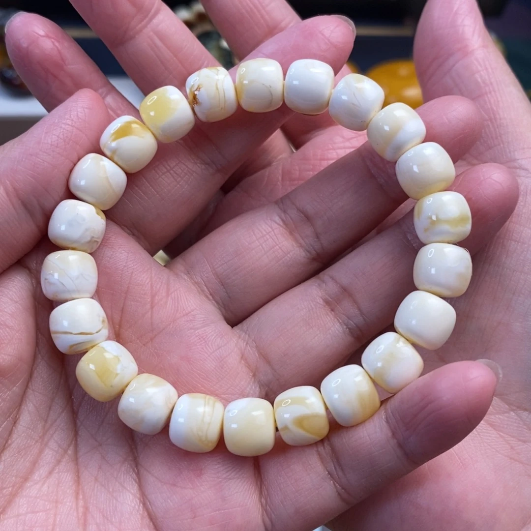 未镶嵌琥珀裸石瓷白花老型手串10