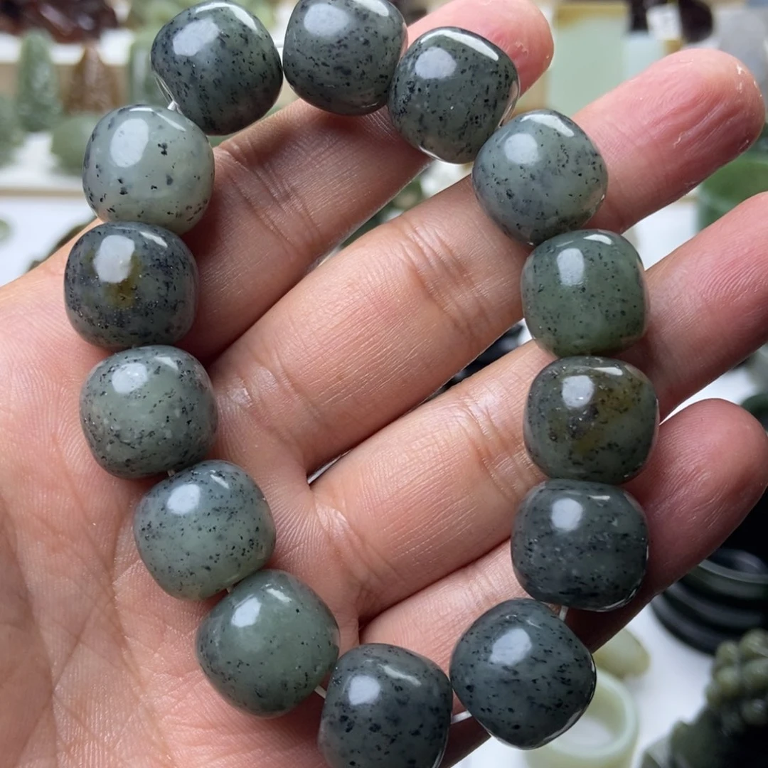 【闪购商品】未镶嵌和田玉挂件