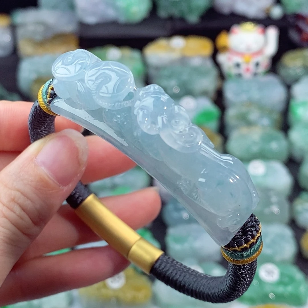 颈饰未镶嵌翡翠天然