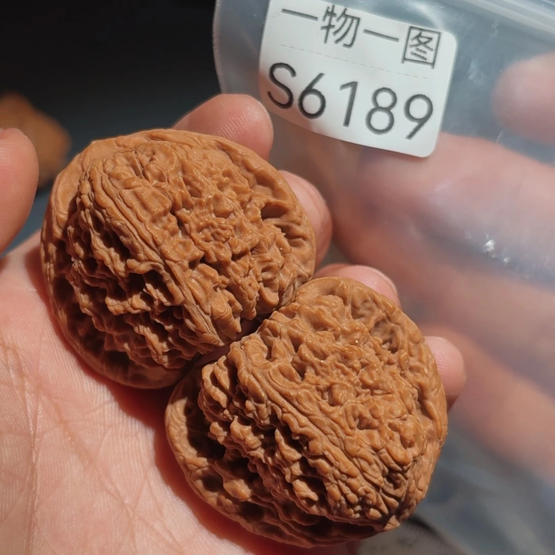 文玩核桃把件南疆