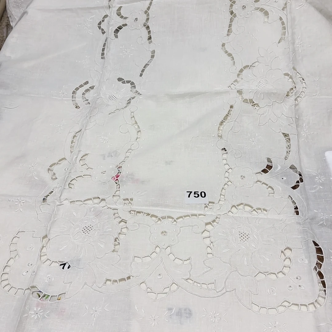 亚麻亚麻手绣1.3✖️1.8桌布750号