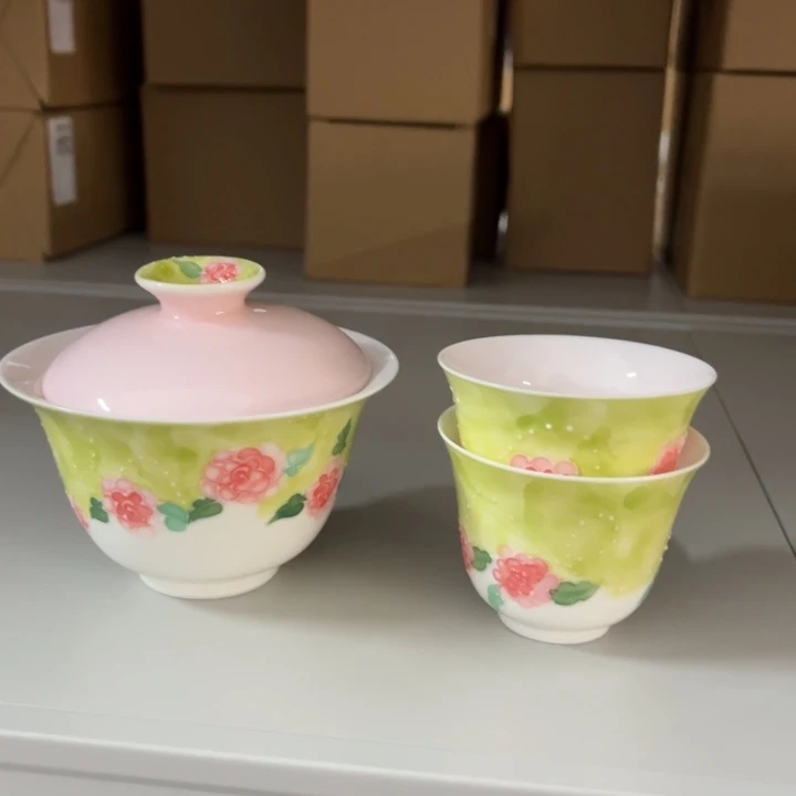 三件套哈哈哈哈哈哈哈