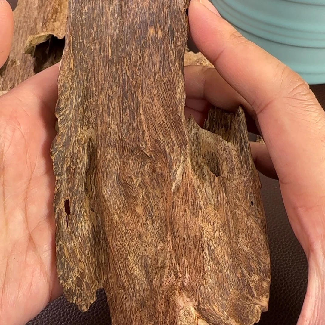 沉香摆件沉香虫漏料69.5克