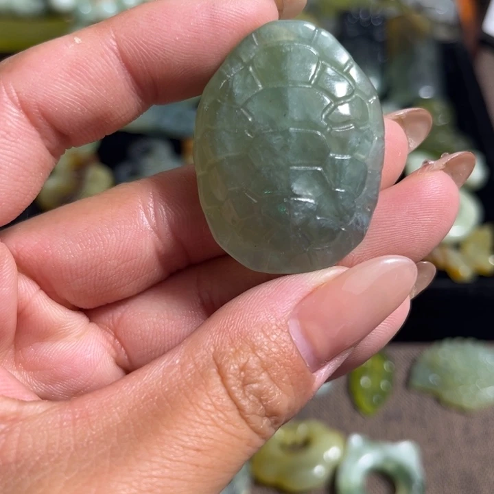 蛇纹石玉合金颈饰