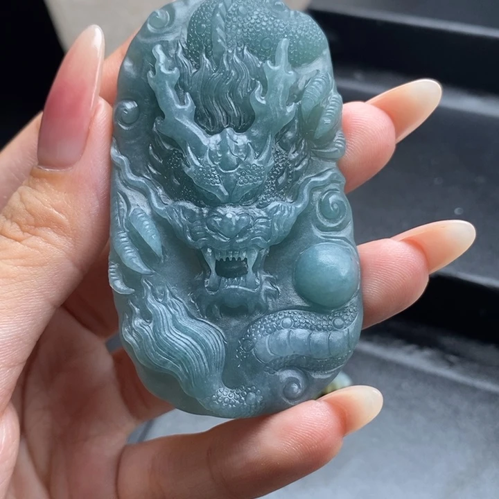 定制翡翠未镶嵌龙牌