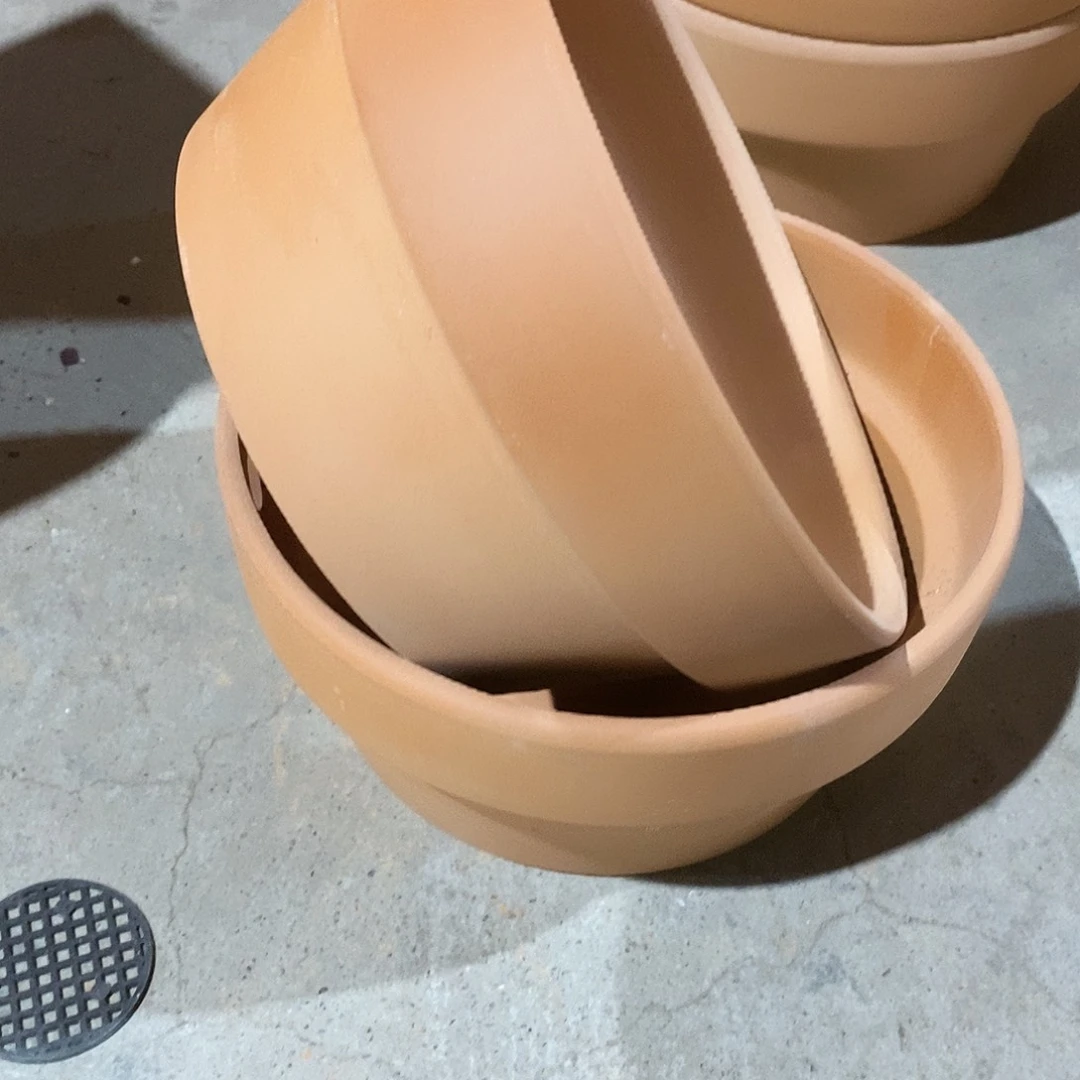 瑕疵红陶18×9-2