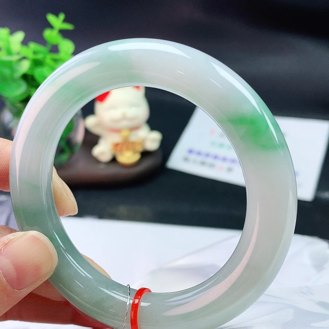 翡翠手镯未镶嵌56胖