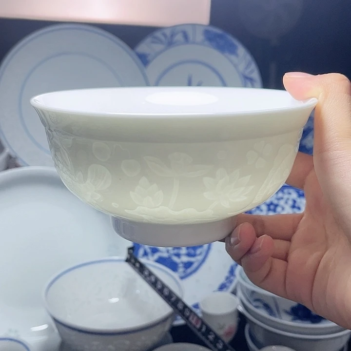 碗纯白雕塑鱼5.5寸饭碗