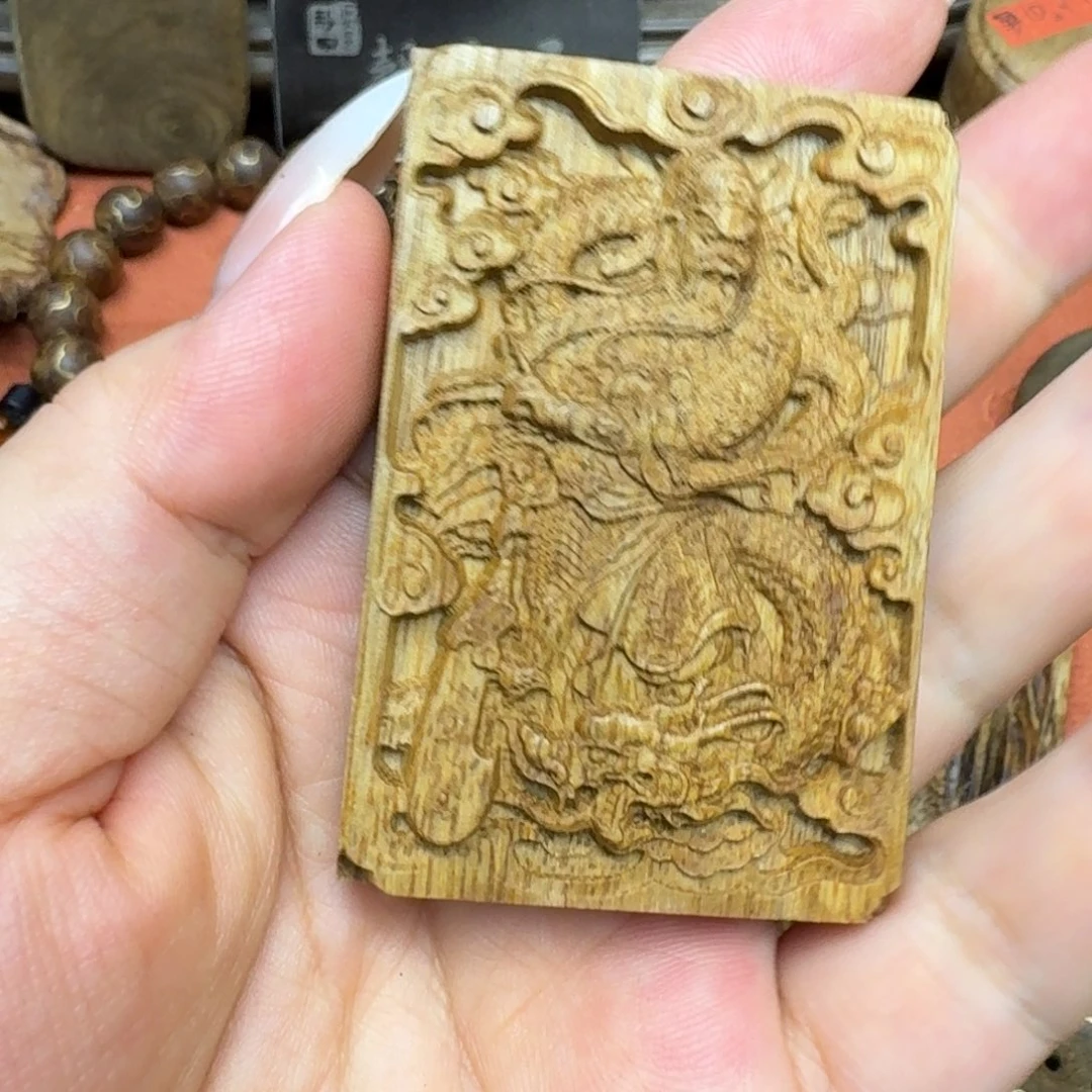 大叶紫檀（黑酸枝木类）