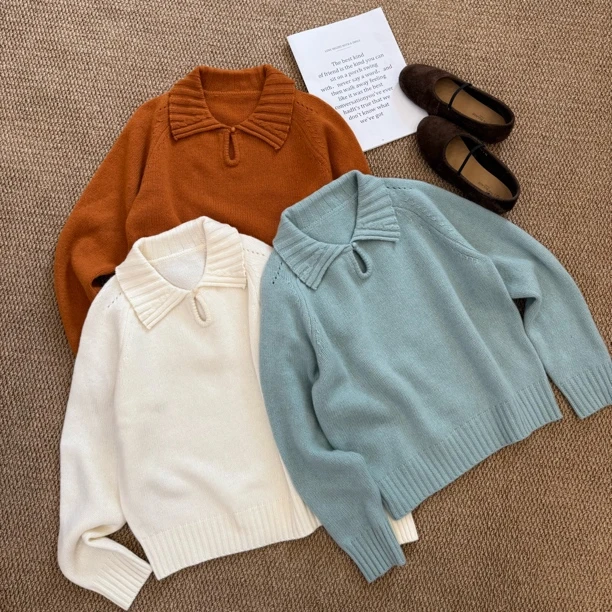 ［春春定制］新款韩版百搭修身显瘦女时尚方领漏洞针织长袖上衣6976