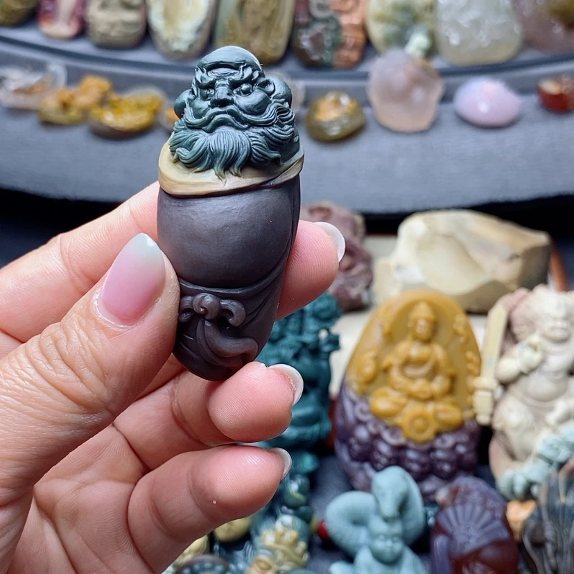 【闪购商品】定制石英质玉吊坠未镶嵌热****?