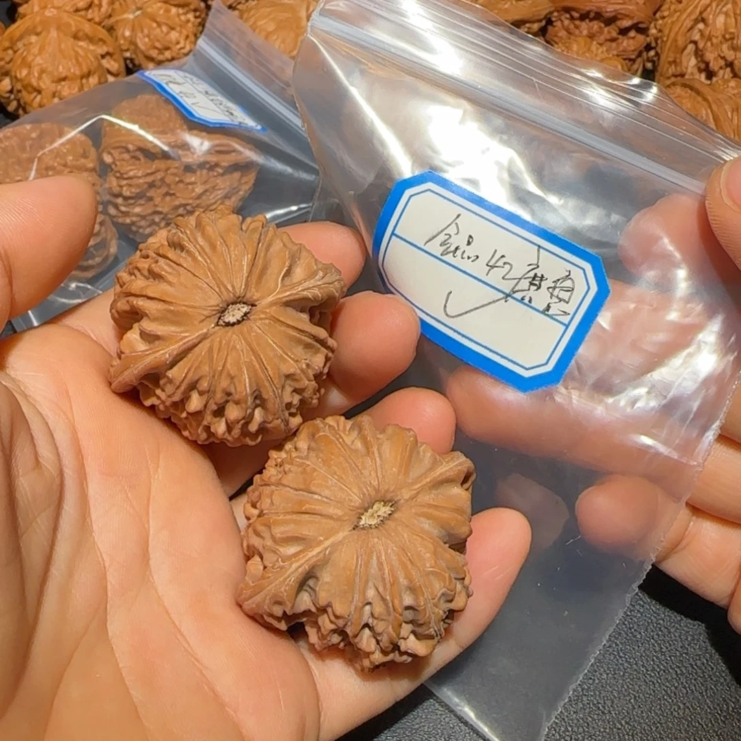 把件文玩核桃飞飞分