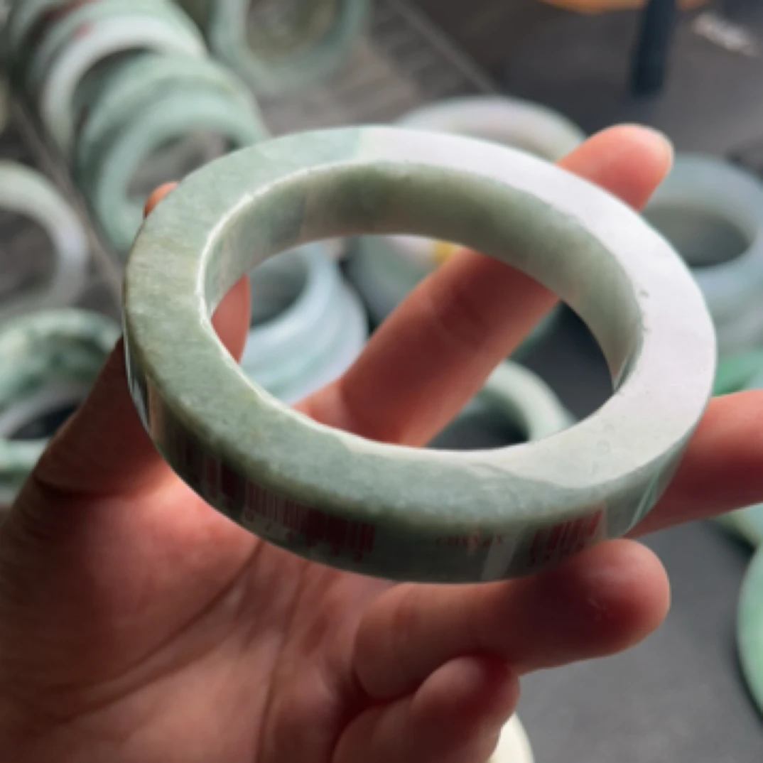 缅甸天然A货手镯定制