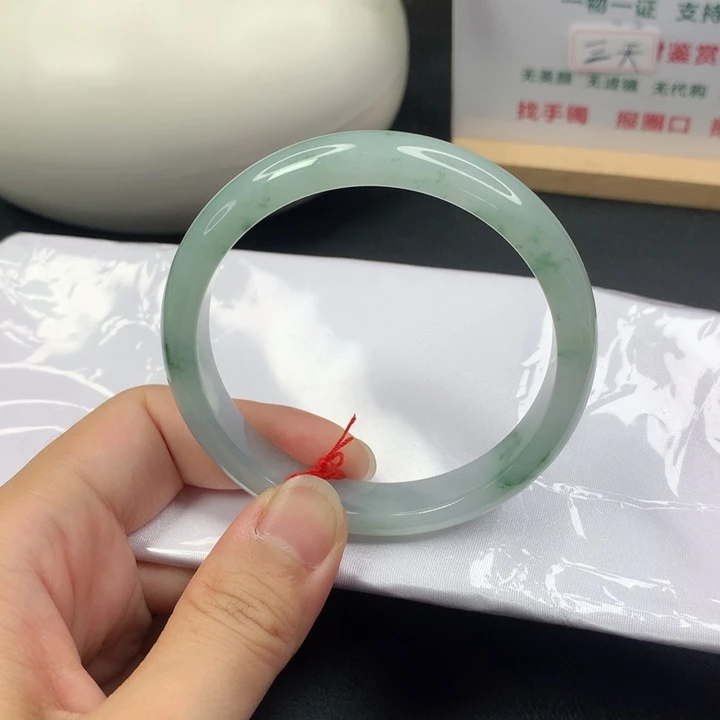 翡翠手镯未镶嵌5960