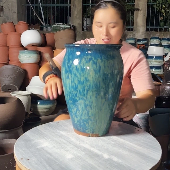 口20高31瑕疵一个盆子。