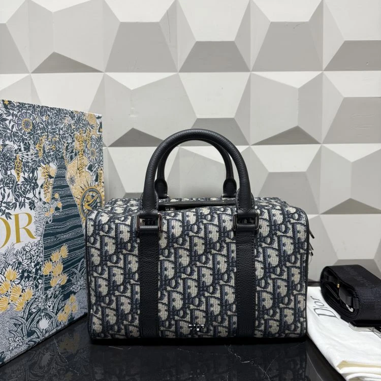 95新/迪奥/C14049804934/[251114ELAW]