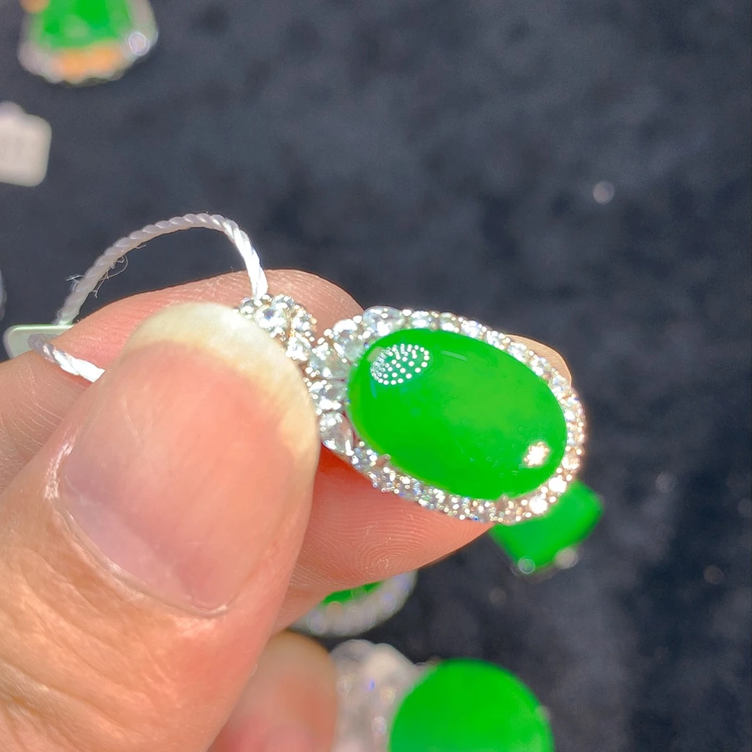 颈饰银S925镶嵌翡翠