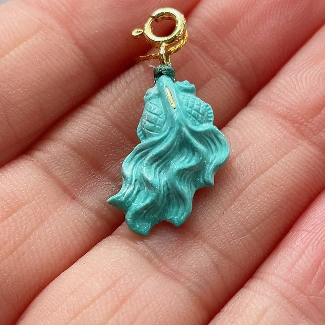 绿松石颈饰未镶嵌