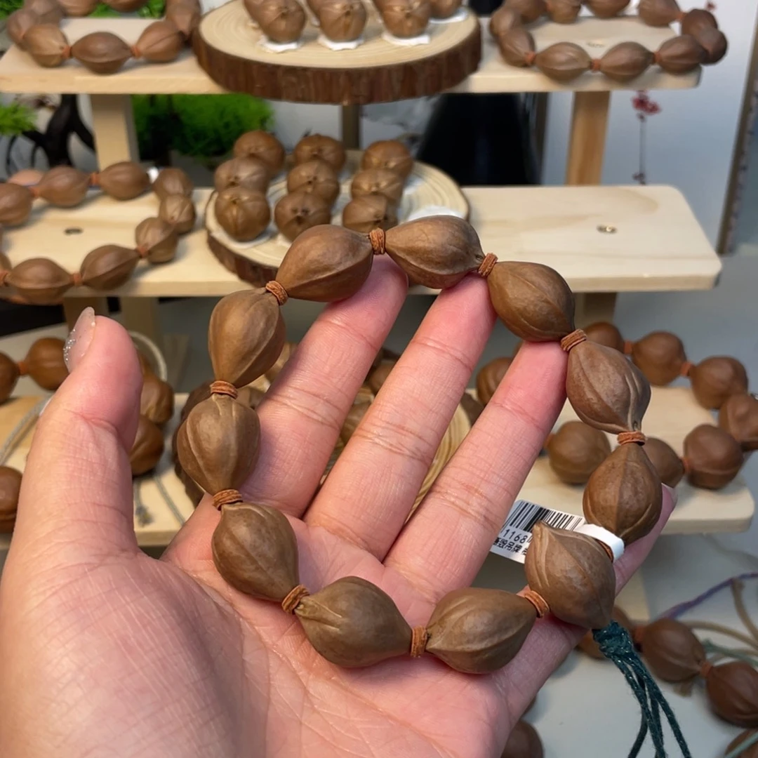 橄榄核手串/手链16.5*24三面佛