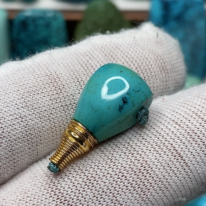 绿松石未镶嵌天然原矿 地大质检