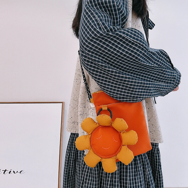 三色补丁小太阳手机包小众设计花朵小包原创百搭斜挎包