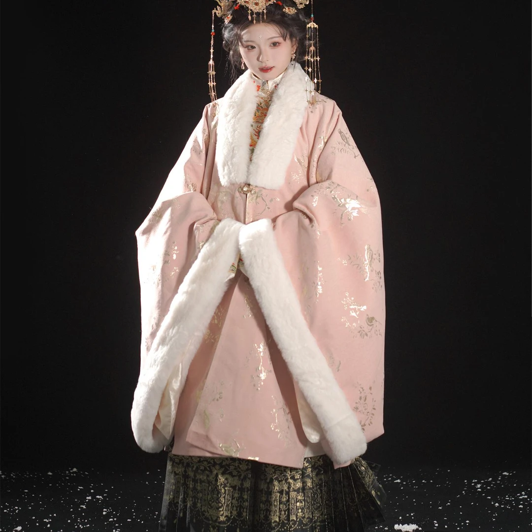 南山韵味原创设计 竹枝词 雪尼尔织金加绒嵌毛秋冬款明制披风大氅