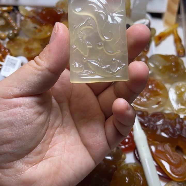 对***入玛瑙/玉髓未镶嵌颈饰2202