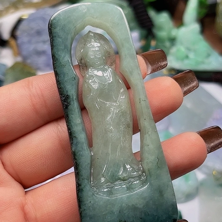 翡翠未镶嵌颈饰挂件