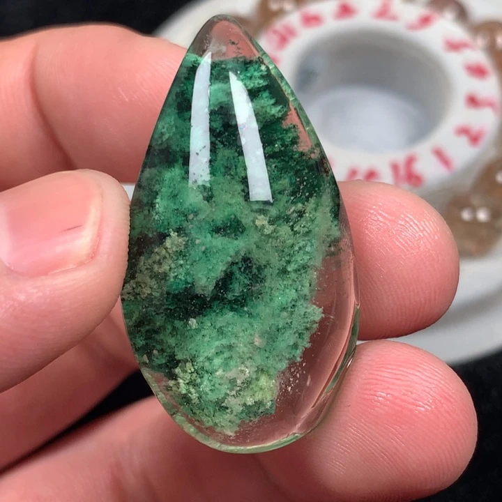 菲***般水晶吊坠(不含链)未镶嵌