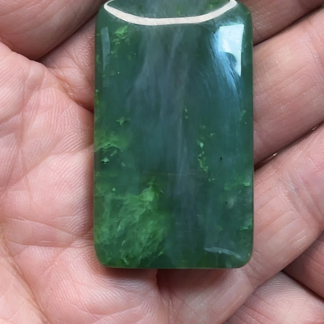 上****和田玉（糖玉）未镶嵌颈饰