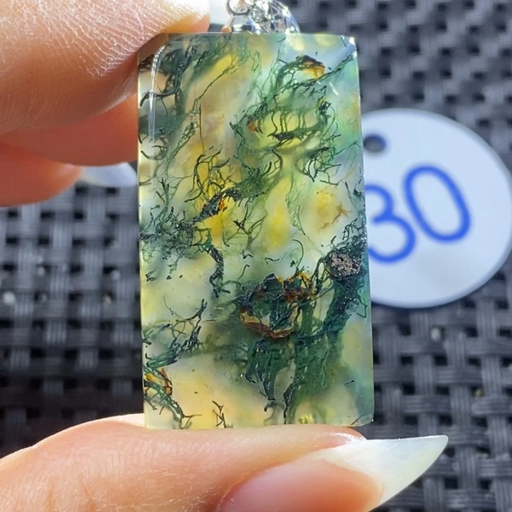 未镶嵌颈饰玛瑙/玉髓风*