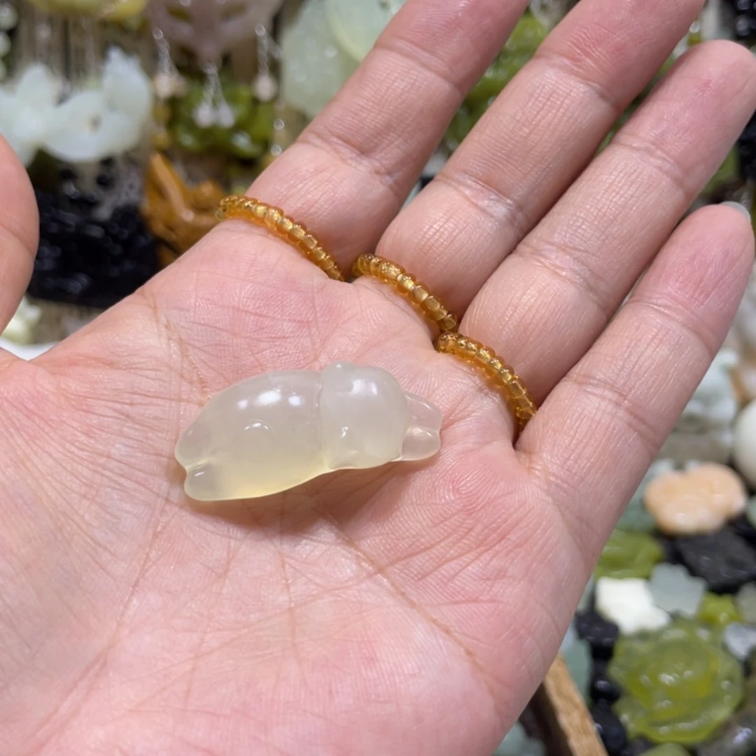 【闪购商品】岫玉颈饰未镶嵌黎**饿69吊坠