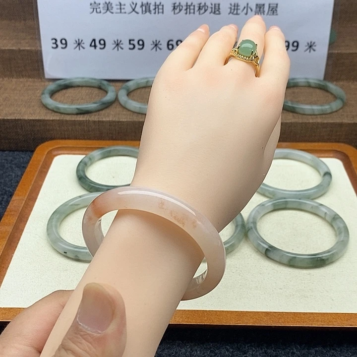 未镶嵌手镯石英质玉1134