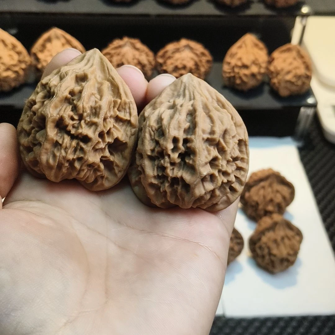 【闪购商品】吊坠桃核不***！