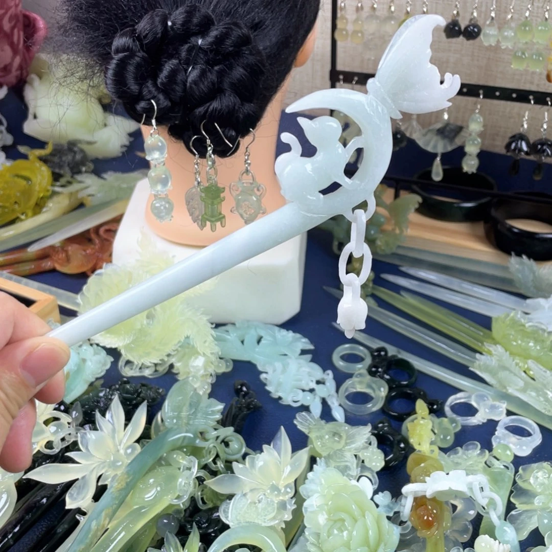 蛇纹石玉发饰未镶嵌咕**噜