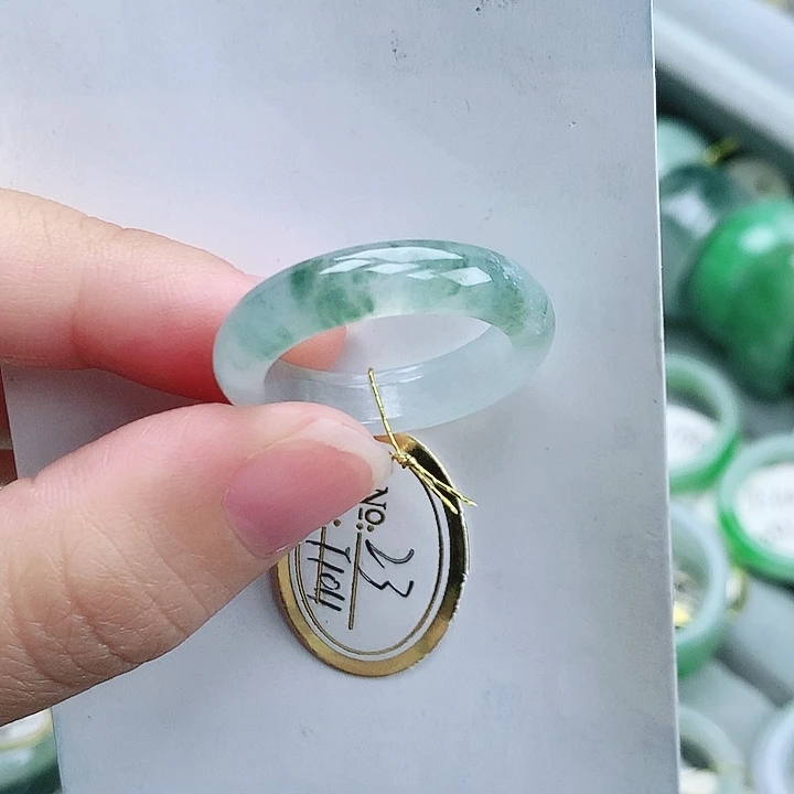 翡翠未镶嵌戒指23号