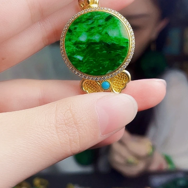 翡翠银S925镶嵌颈饰多样性