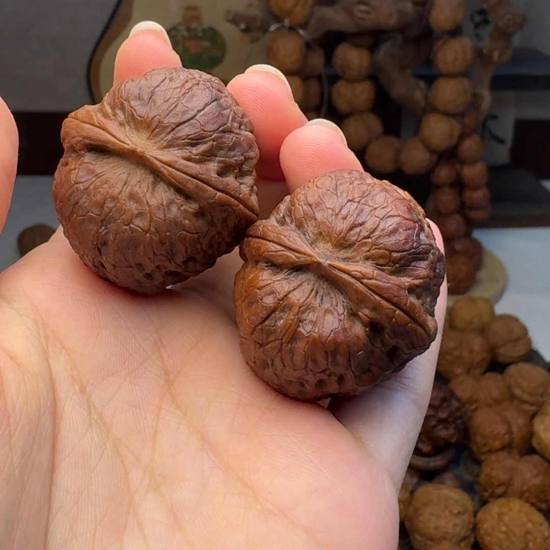 文玩核桃把件火烧云35.7 天然七彩