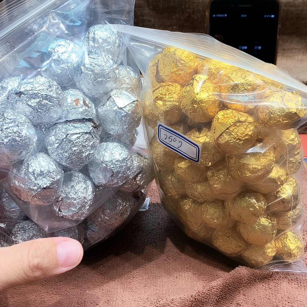 泥塑0**煒金银龙珠各250克