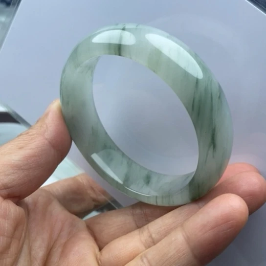 石英质玉（金丝玉）未镶嵌手镯