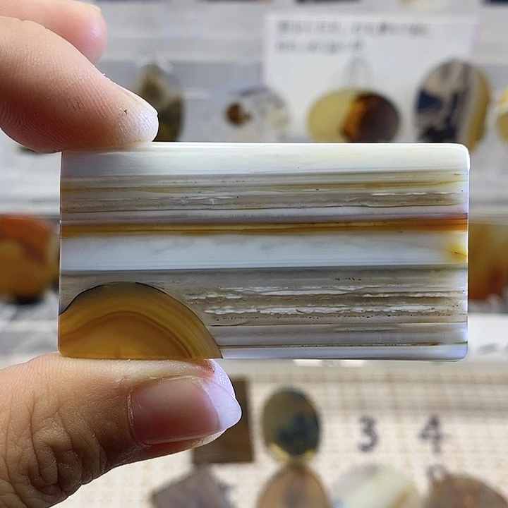未镶嵌颈饰玛瑙/玉髓