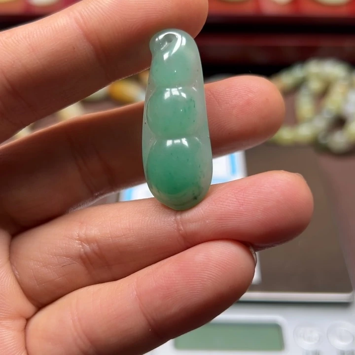 石英岩玉未镶嵌挂件挂件