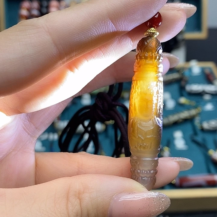 玛瑙/玉髓颈饰合金