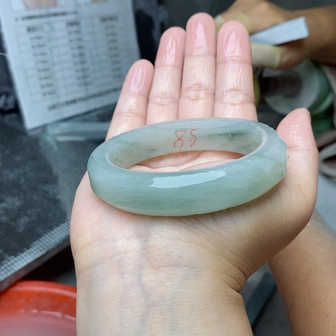 石英质玉手镯未镶嵌天*权定制