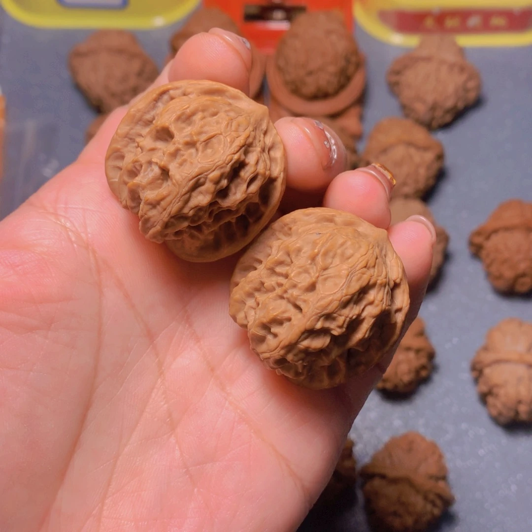 文玩核桃吊坠野狼34