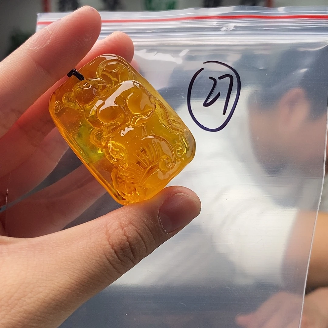裸石琥珀未镶嵌颜色多样性发拍一发一